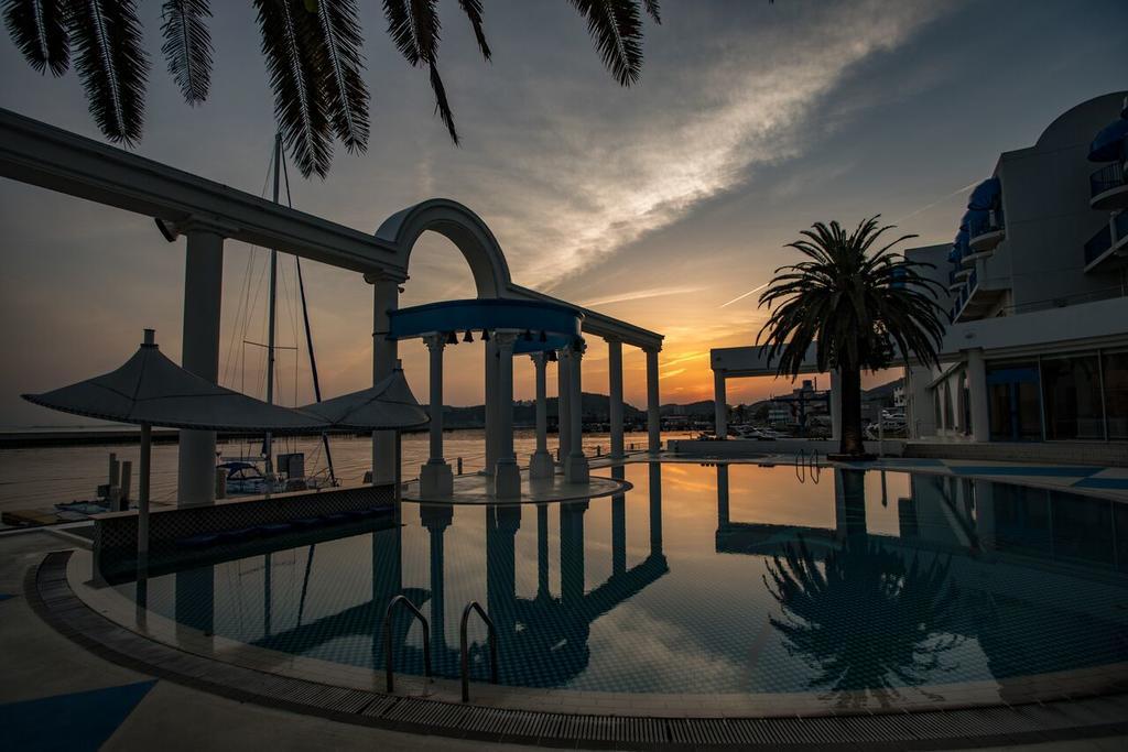 Hotel Limani Setouchi  Екстериор снимка